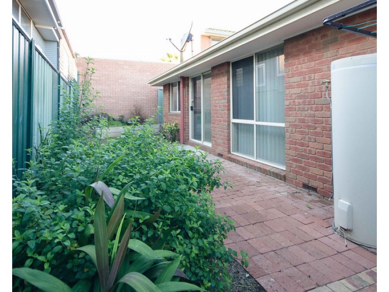 2/376 RAU STREET, East Albury NSW 2640