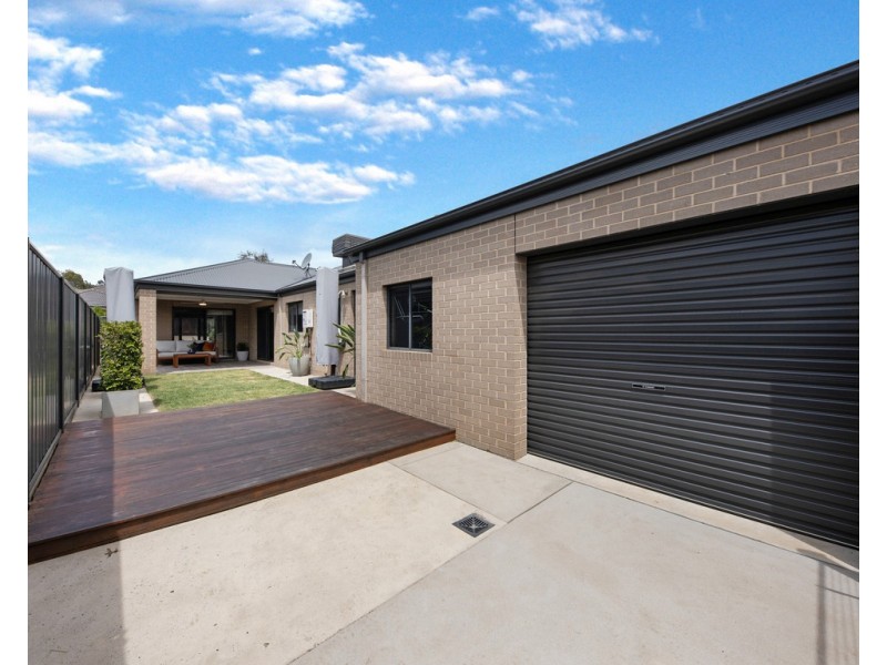 2/7 Lysterfield Lane, Wodonga VIC 3690