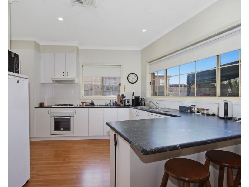 2 30 KYLE COURT, West Wodonga VIC 3690