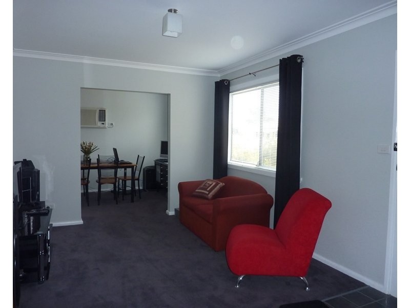 209 PLOVER STREET, North Albury NSW 2640