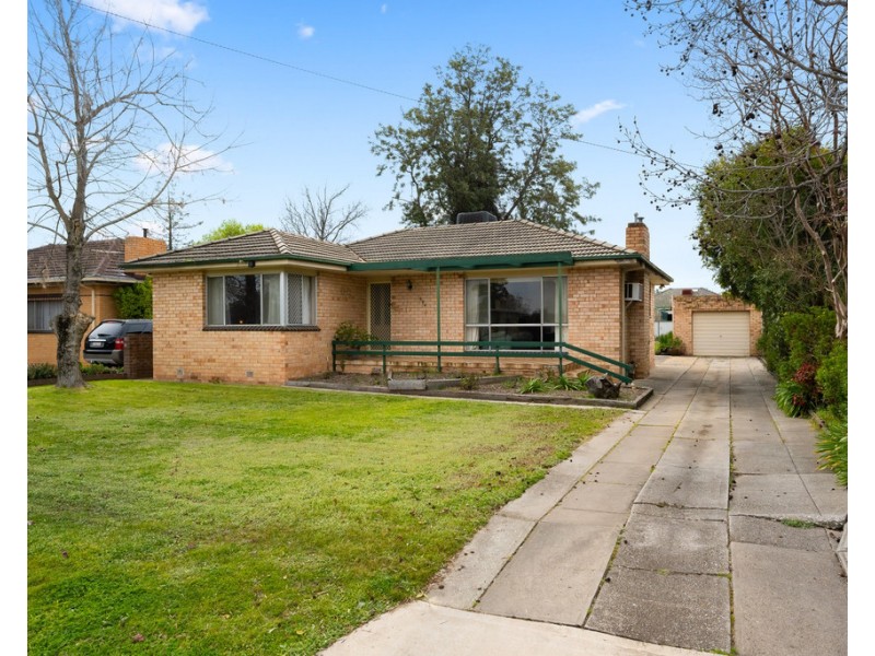 204 Gulpha Street, North Albury NSW 2640