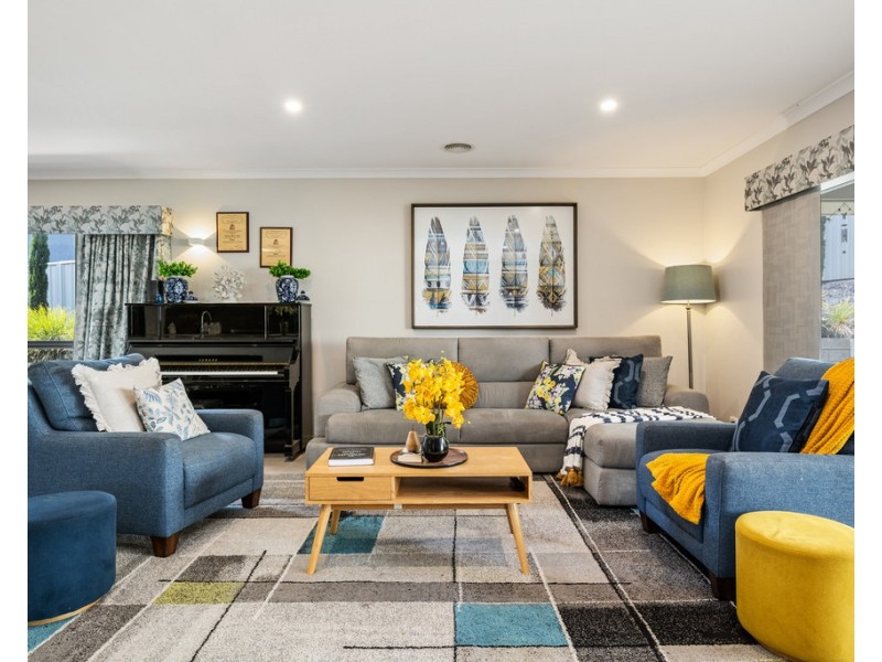 8 Kestrel Circuit, Wodonga VIC 3690