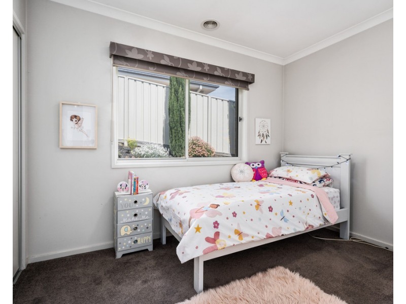 8 Kestrel Circuit, Wodonga VIC 3690