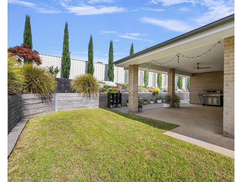 8 Kestrel Circuit, Wodonga VIC 3690