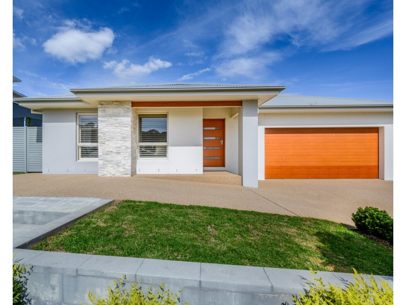 8 Kestrel Circuit, Wodonga VIC 3690