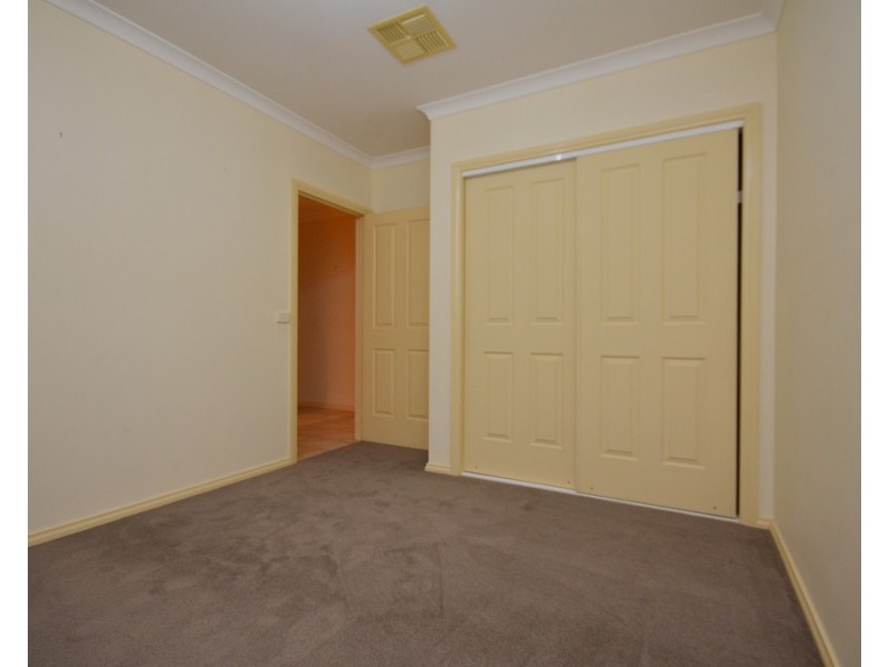 442 Douglas Road, Lavington NSW 2641
