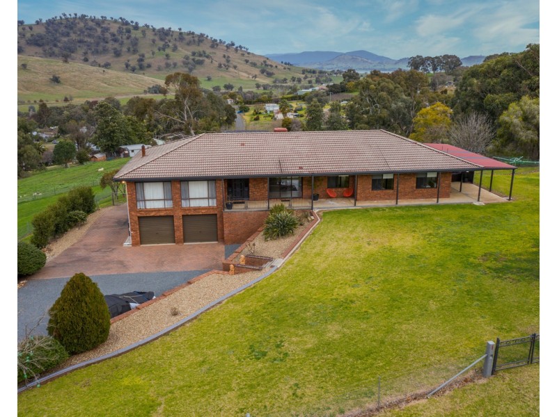 1 Church Street, Bethanga VIC 3691