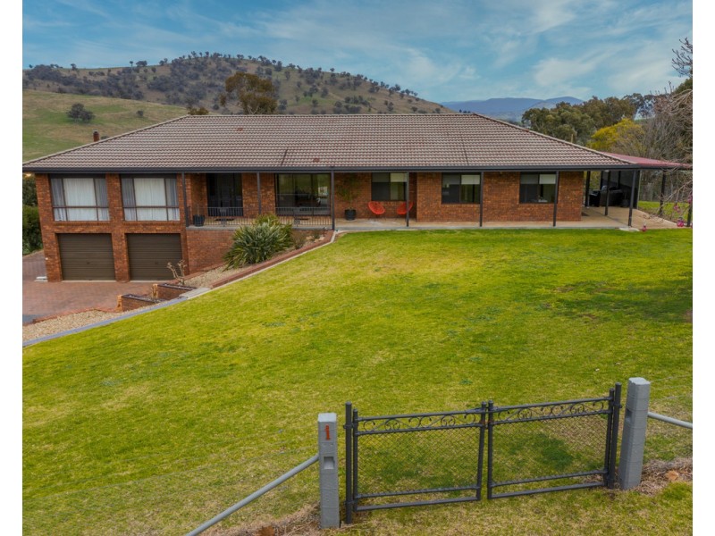 1 Church Street, Bethanga VIC 3691