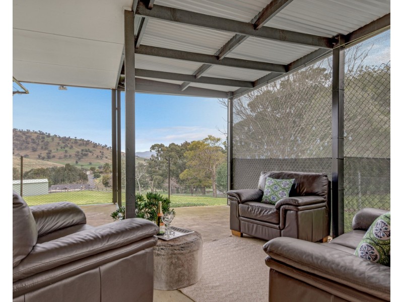 1 Church Street, Bethanga VIC 3691