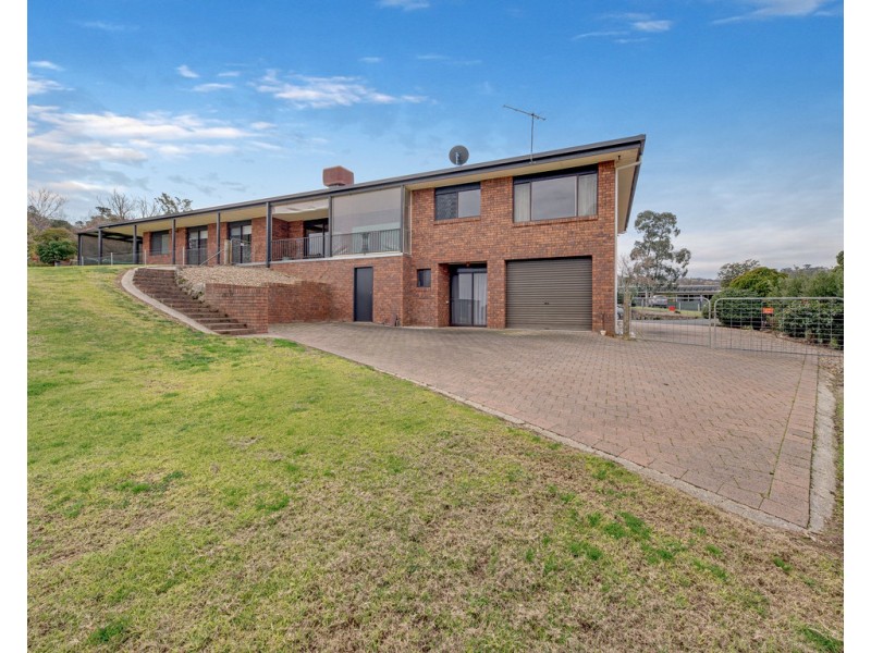 1 Church Street, Bethanga VIC 3691