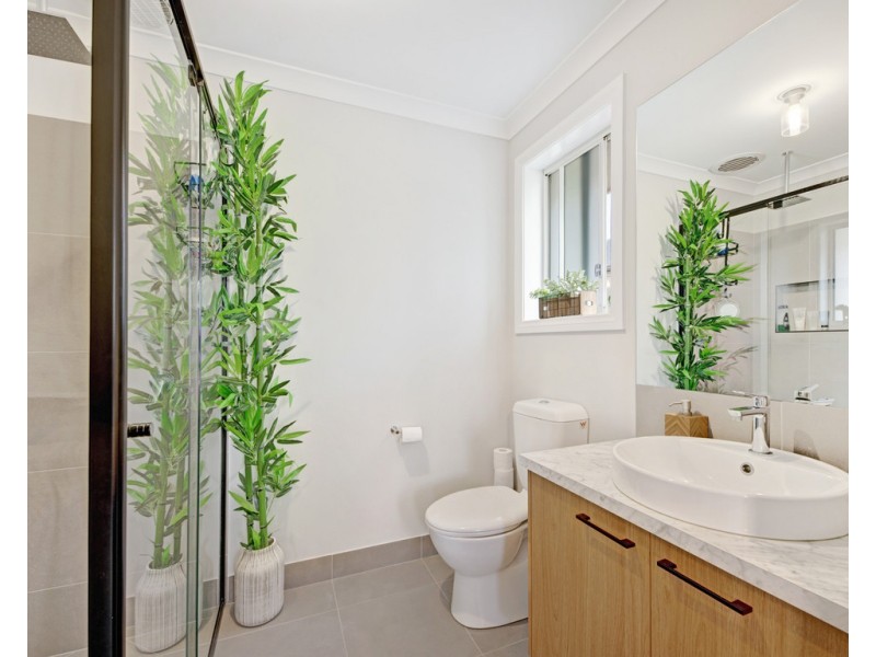 12 Edgar Road, Leneva VIC 3691