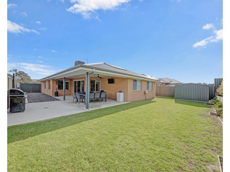 12 Edgar Road, Leneva VIC 3691