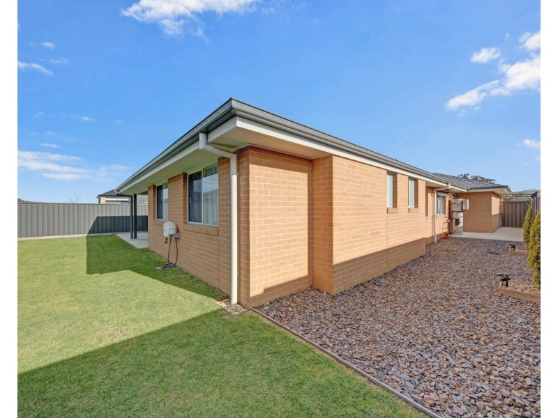12 Edgar Road, Leneva VIC 3691