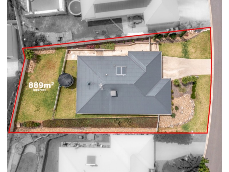 8 Dempster Place, Leneva VIC 3691