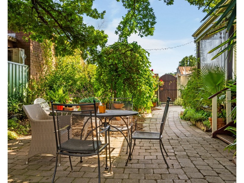 28-30 Conness Street, Chiltern VIC 3683