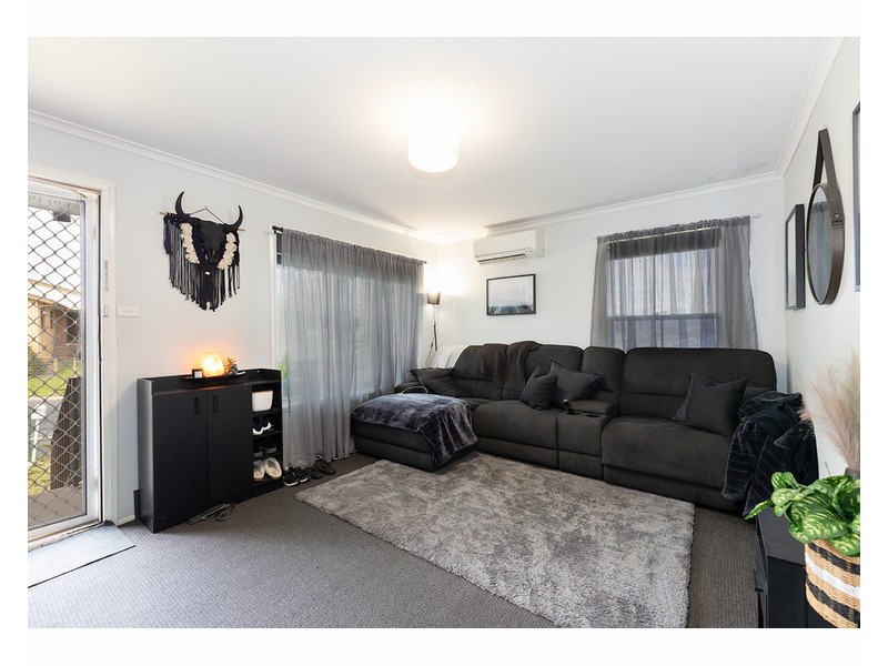 3 CASSIA STREET, West Albury NSW 2640