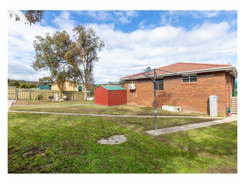 3 CASSIA STREET, West Albury NSW 2640