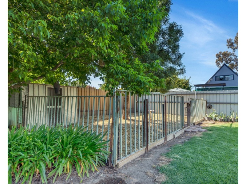 154 Clarke Street, Howlong NSW 2643