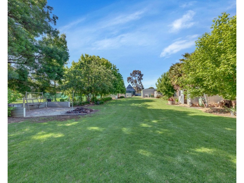 154 Clarke Street, Howlong NSW 2643