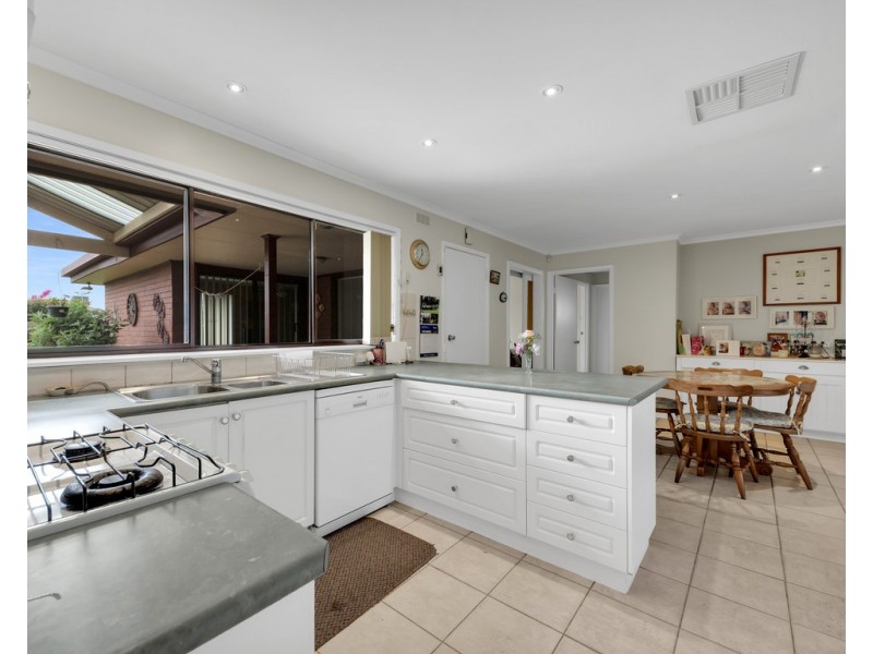 21 Sapphire Circuit, Wodonga VIC 3690