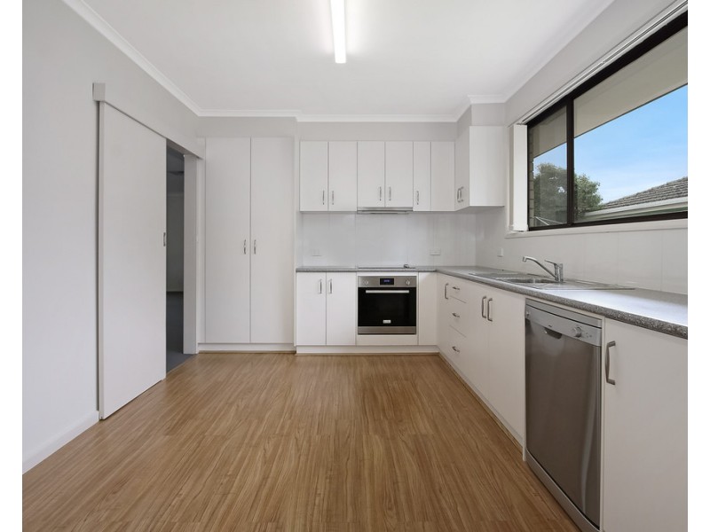 2/943 DUFFY CRESCENT, North Albury NSW 2640