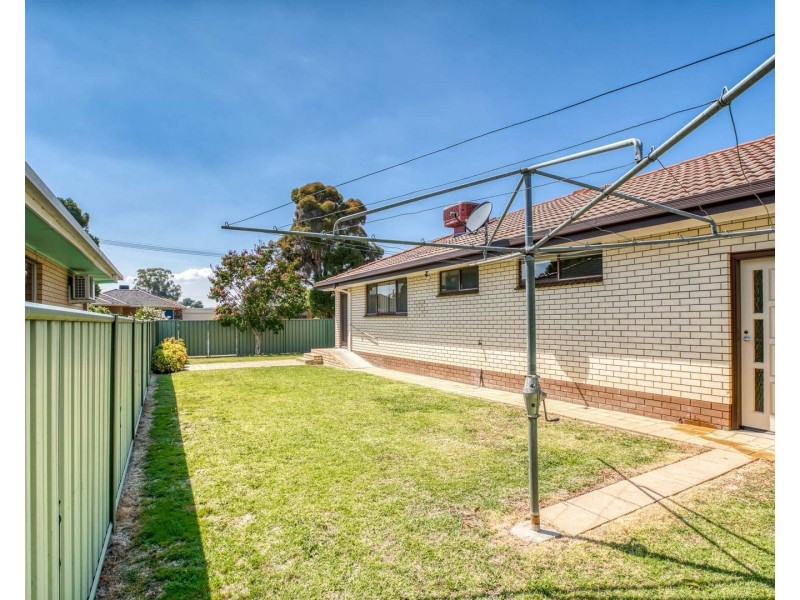 2/943 DUFFY CRESCENT, North Albury NSW 2640