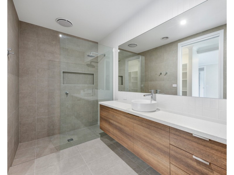 1 Toy Court, West Wodonga VIC 3690