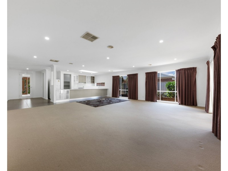 12 Snowy Street, Wodonga VIC 3690