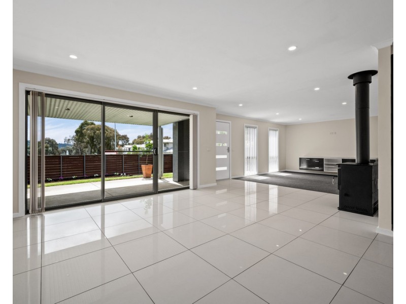 1/1 Verbena Street, Baranduda VIC 3691