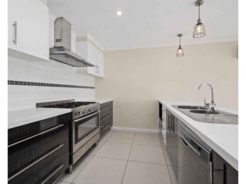 1/1 Verbena Street, Baranduda VIC 3691