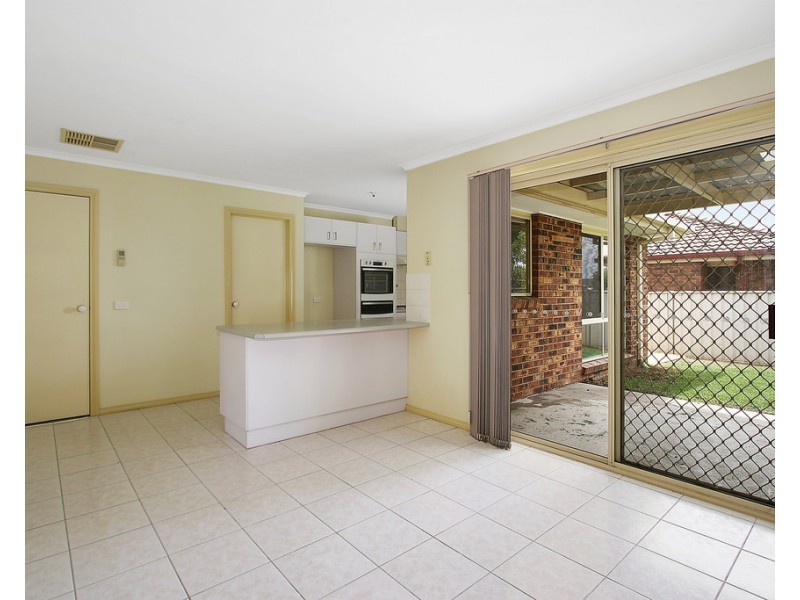 18 Howqua Circuit, Wodonga VIC 3690