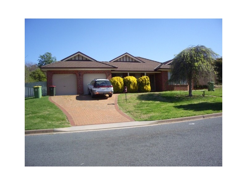 16 Elmslie Court, Wodonga VIC 3690
