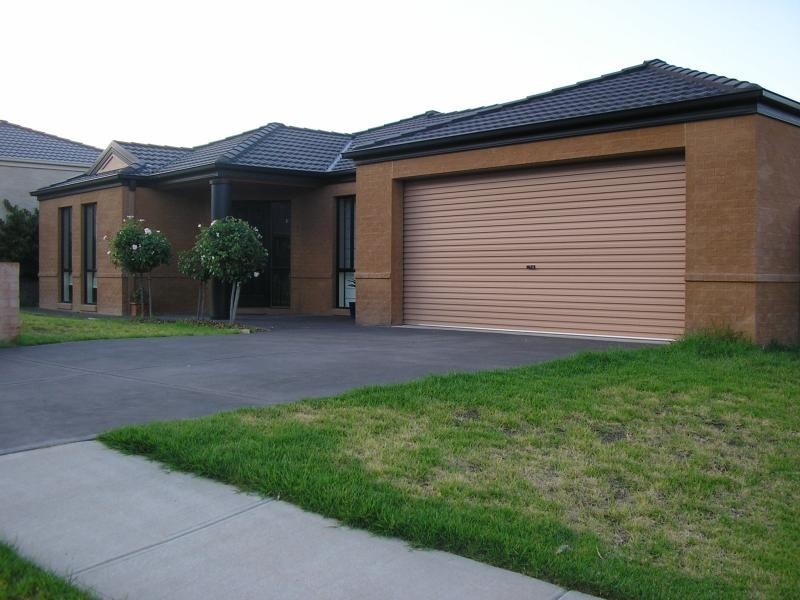 68 BARTON STREET, Wodonga VIC 3690