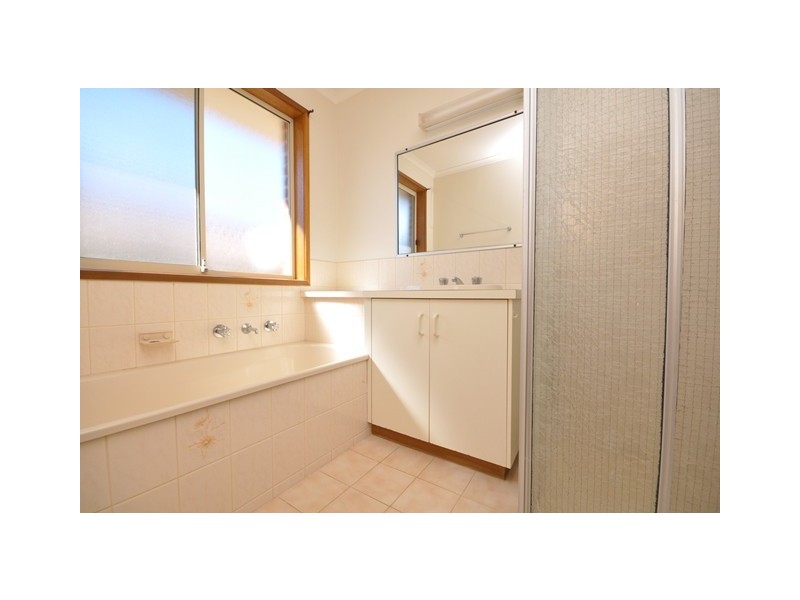 1/9 Scullin Court, Wodonga VIC 3690