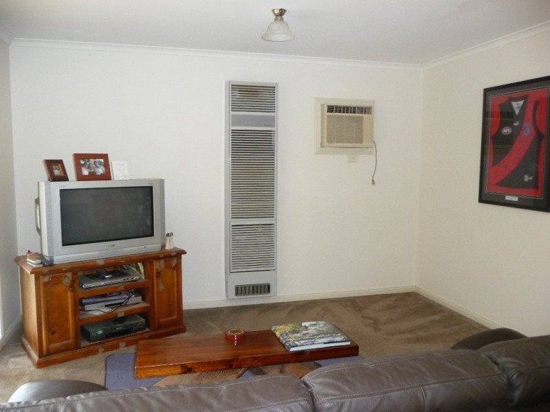 2/427 Lawrence Street, Wodonga VIC 3690