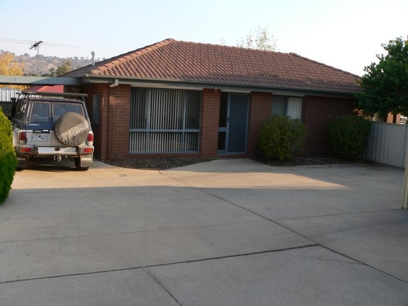 2/427 Lawrence Street, Wodonga VIC 3690