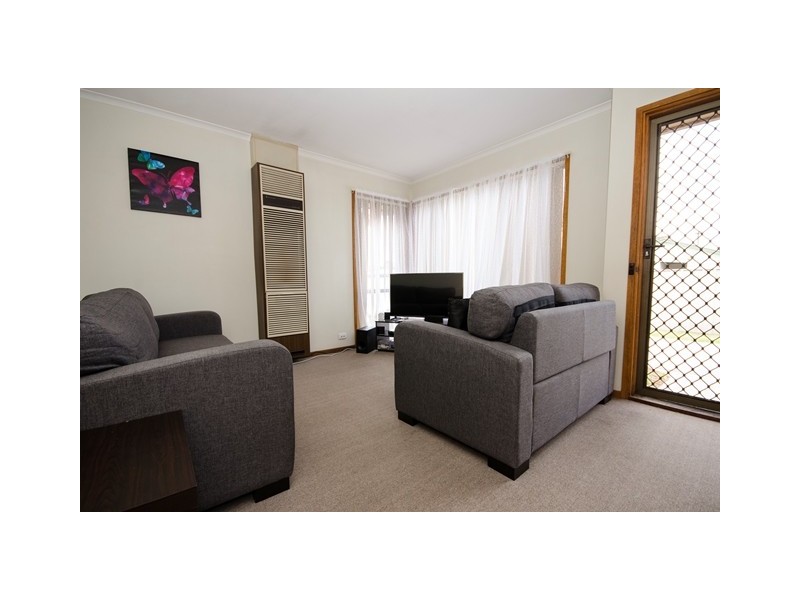 2/93 Wigg Street, Wodonga VIC 3690