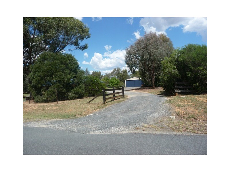 15 Indigo Drive, Barnawartha VIC 3688