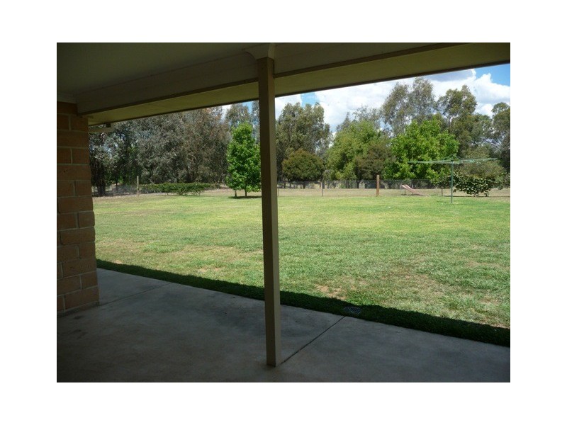 15 Indigo Drive, Barnawartha VIC 3688