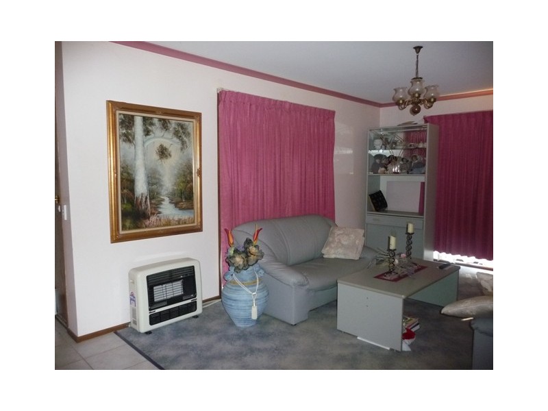 72 Albert Road, Chiltern VIC 3683