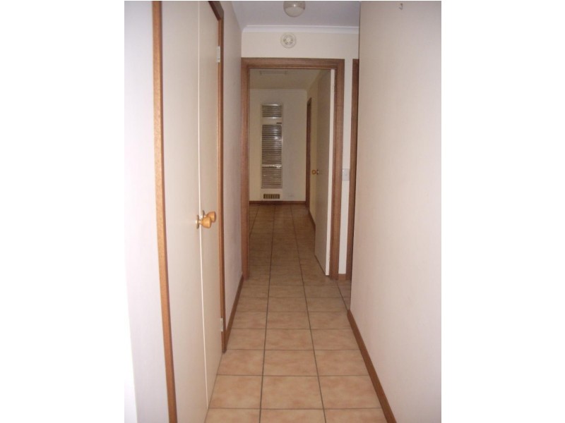 144 DeKerrileau Dr, Wodonga VIC 3690