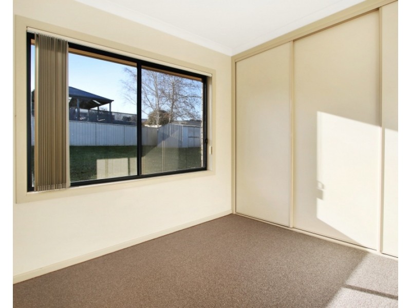 77 Nightingale Avenue, West Wodonga VIC 3690