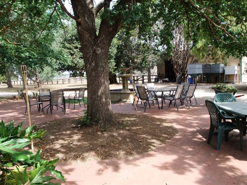 1 Willis Rd, Avenel VIC 3664