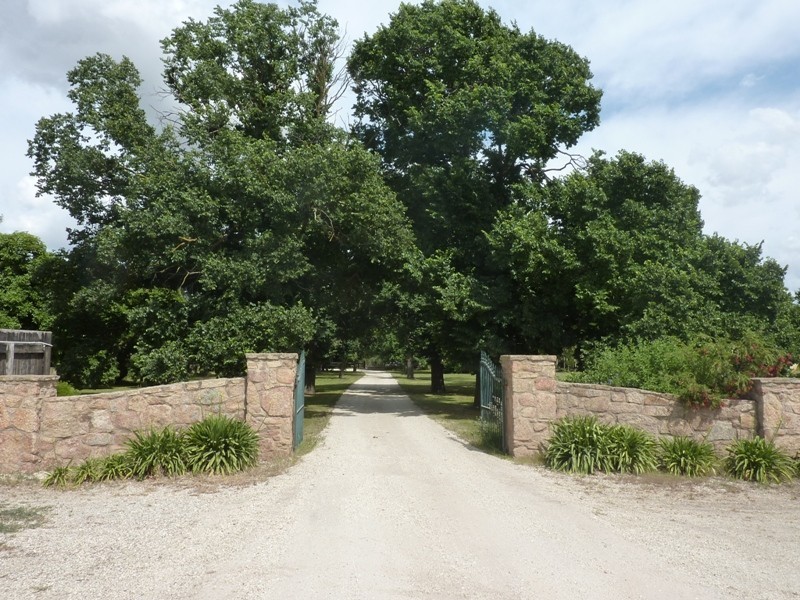 1 Willis Rd, Avenel VIC 3664