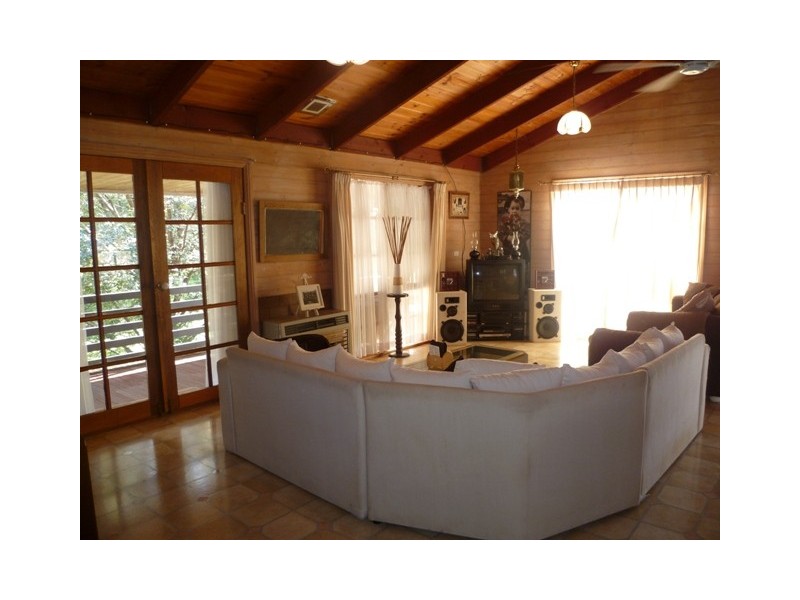 83 Bank Street, Howlong NSW 2643