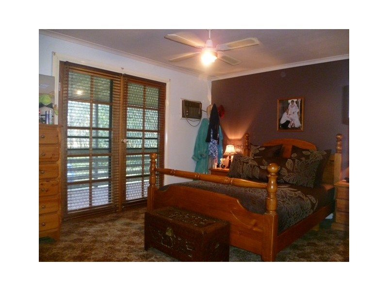 83 Bank Street, Howlong NSW 2643