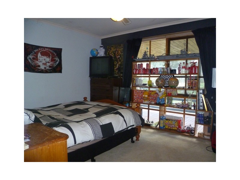 83 Bank Street, Howlong NSW 2643