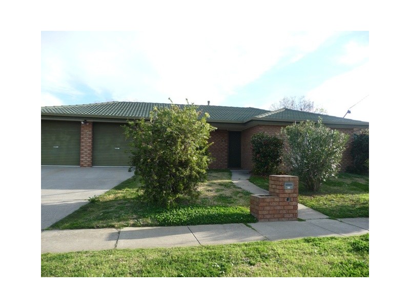 37 Marshall Street, Wodonga VIC 3690