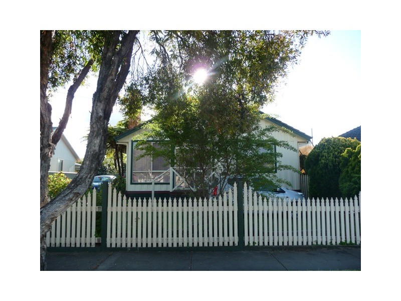 15 Lindsay Street, Wodonga VIC 3690