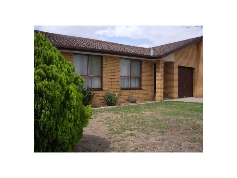 2/17 Angus Avenue, Wodonga VIC 3690